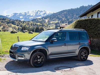 Second-hand Skoda Yeti 150 CP (110 kW) 2016 Albastru SUV