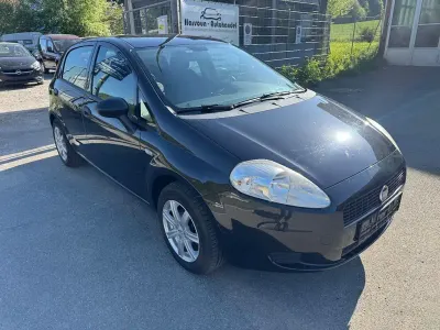 Usata Fiat Punto Lounge 69 CV (50 kW) 2013 Nero Utilitaria