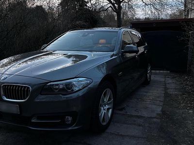 Gebraucht BMW 530 Sport Line 258 PS (189 kW) 2014 Grau Kombi