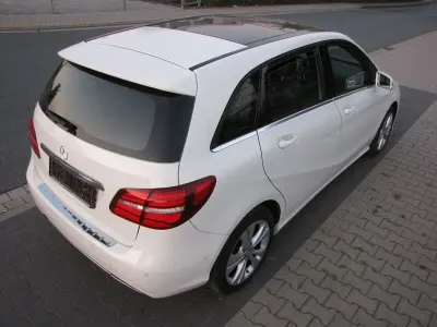 Gebraucht Mercedes B220 184 PS (135 kW) 2016 Weiß Kleinwagen