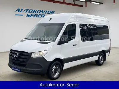 Używany Mercedes Sprinter 170 KM (125 kW) 2023 Biały Van