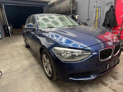 Gebraucht BMW 116 116 PS (85 kW) 2011 Blau Kleinwagen