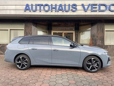 Neu Opel Astra 131 PS (96 kW) 2025 Grau Kombi