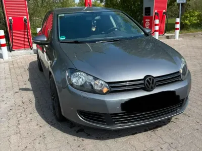 Gebraucht VW Golf VI Trendline 102 PS (75 kW) 2009 Silber Kleinwagen