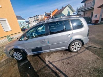 Silber Gebraucht 2010 VW Touran Van / Kleinbus | 4.000 € (Fairer Preis)
