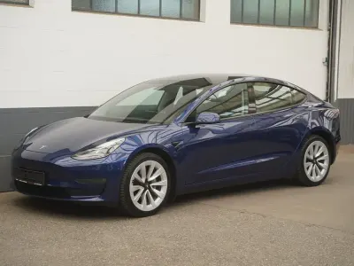 Käytetty Tesla Model 3 Long Range AWD 366 kW (498 HP) 2022 Sininen Sedan