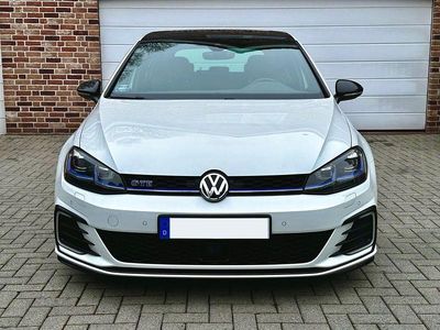 Weiß Gebraucht 2017 VW Golf GTE Limousine | 22.990 € (Teuer)