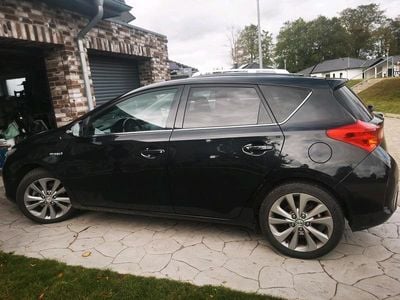Toyota Auris Hybrid
