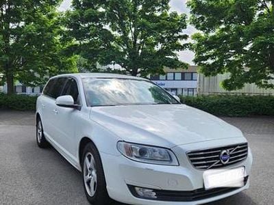 Gebraucht Volvo V70 181 PS (133 kW) 2015 Weiß Kombi