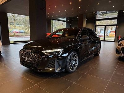 Gebraucht Audi RS3 Ambiente 400 PS (294 kW) 2025 Schwarz Limousine