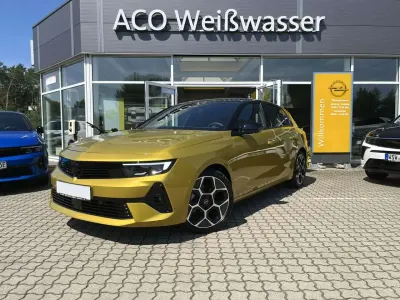 Gebraucht Opel Astra Ultimate 131 PS (96 kW) 2024 Kult gelb metallic Limousine