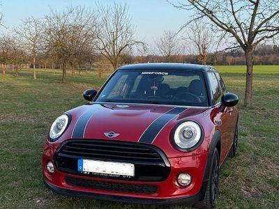 Gebraucht Mini Cooper D 116 PS (85 kW) 2016 Rot Kleinwagen