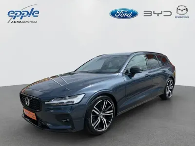Gebraucht Volvo V60 R-Design 197 PS (144 kW) 2021 Denim blaumetallic Kombi