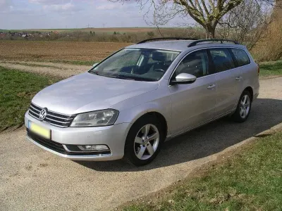 Gebraucht VW Passat Comfortline 140 PS (102 kW) 2012 Grau Kombi