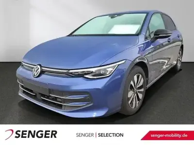 Gebraucht VW Golf VIII Goal 150 PS (110 kW) 2025 Anemonenblau Limousine