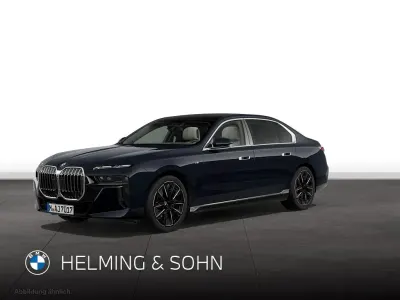 Gebraucht BMW 740 299 PS (219 kW) 2024 Schwarz Limousine