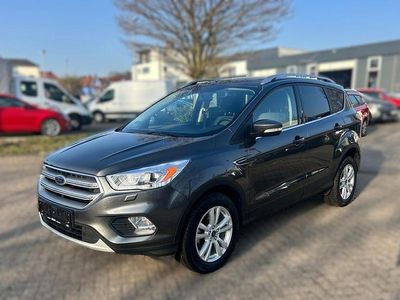 Gebraucht Ford Kuga Business Edition 150 PS (110 kW) 2017 SUV