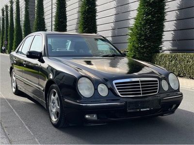 gebraucht Mercedes E280 W210 Limousine *Tempomat*E-Fenster*