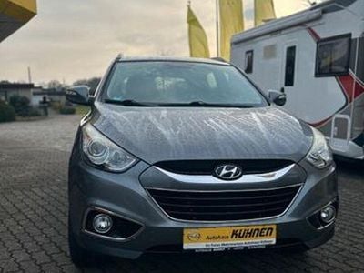 Gebraucht Hyundai ix35 Comfort 135 PS (99 kW) 2013 Grau SUV
