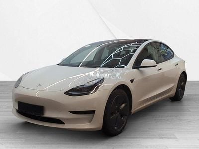 Gebraucht Tesla Model 3 Standard Range 208 kW (283 PS) 2022 Weiß Limousine
