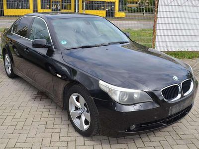BMW 525