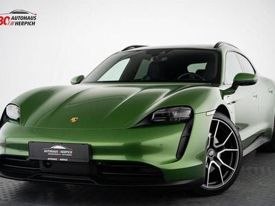 Usado Porsche Taycan Sport Turismo 350 kW (476 HP) 2023 Verde Carrinha