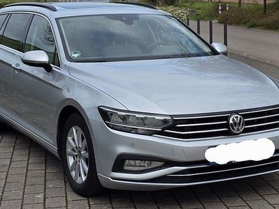 Gebraucht VW Passat Business 150 PS (110 kW) 2020 Silber Kombi