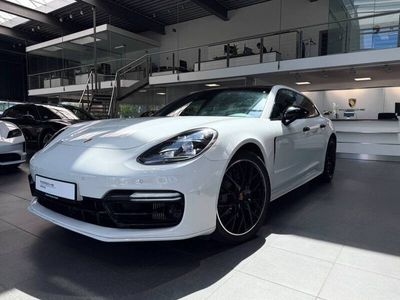 Porsche Panamera 4S