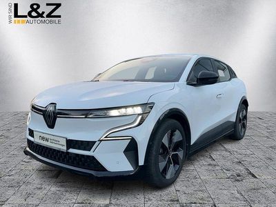 Weiß Gebraucht 2022 Renault Megane E-Tech Equilibre Limousine | 23.980 € (Teuer)