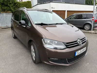 Brugt VW Sharan 140 HK (102 kW) 2012 Brun MPV