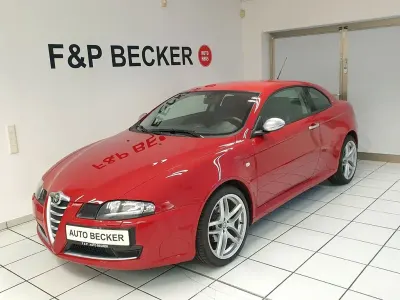 Käytetty Alfa Romeo GT Quadrifoglio Verde 166 HP (122 kW) 2008 Punainen Coupe - kaksiovinen