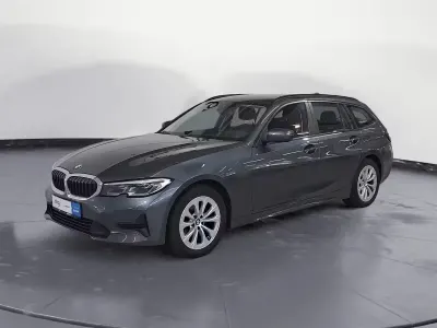 Gebraucht BMW 320 190 PS (139 kW) 2022 Grau Kombi