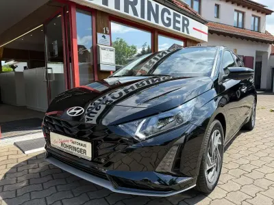 Neu Hyundai i20 Trend 90 PS (66 kW) 2026 Phantom black Kleinwagen