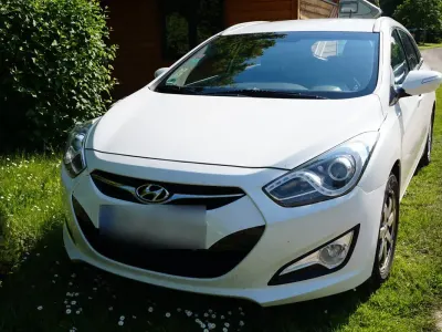 Gebraucht Hyundai i40 Trend 100 PS (73 kW) 2015 Weiß Kombi