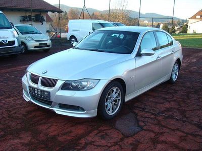 Silber Gebraucht 2006 BMW 325 Advantage Limousine | 5.650 € (Etwas zu teuer)