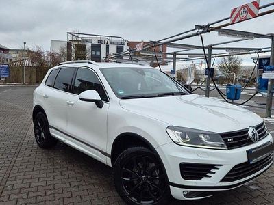 Weiß Gebraucht 2016 VW Touareg Executive SUV | 23.999 € (Fairer Preis)