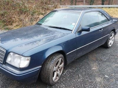 Mercedes E200