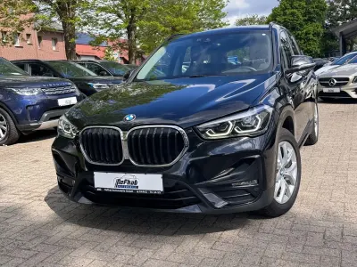 Gebraucht BMW X1 Sport Line 190 PS (139 kW) 2021 Saphirschwarz SUV