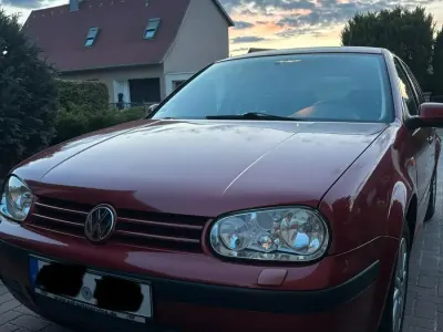 Gebraucht VW Golf IV Edition 101 PS (74 kW) 1998 Rot Kleinwagen