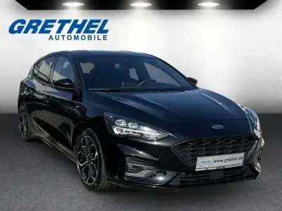 Gebraucht Ford Focus ST-Line X 155 PS (114 kW) 2020 Schwarz Limousine
