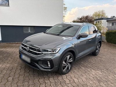 Usado VW T-Roc R-line Edition 150 HP (110 kW) 2025 Cinzento SUV
