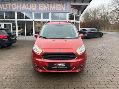 Venicerot metallic Gebraucht 2015 Ford Tourneo Courier Titanium Van / Kleinbus | 7.590 € (Fairer Preis)