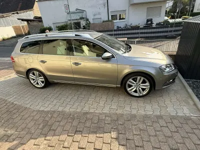 Używany VW Passat Highline 177 KM (130 kW) 2014 Brązowy Kombi