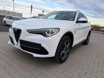Gebraucht Alfa Romeo Stelvio Super 280 PS (205 kW) 2017 Weiß SUV