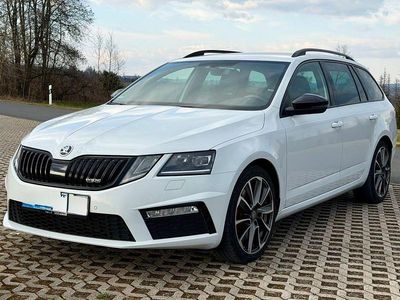 Gebraucht Skoda Octavia RS 245 PS (180 kW) 2019 Weiß Kombi