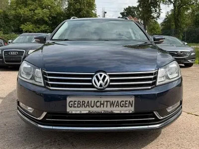 Gebraucht VW Passat Highline 170 PS (125 kW) 2011 Blau Kombi