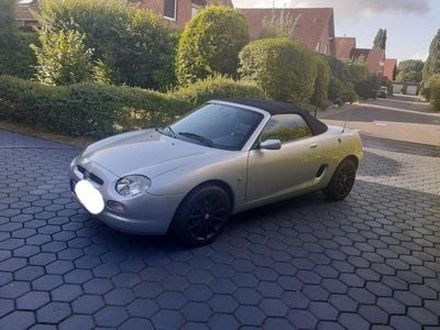 MG F