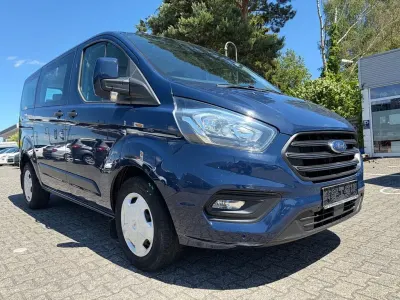 Gebraucht Ford Transit Trend 170 PS (125 kW) 2018 Blau Kombi