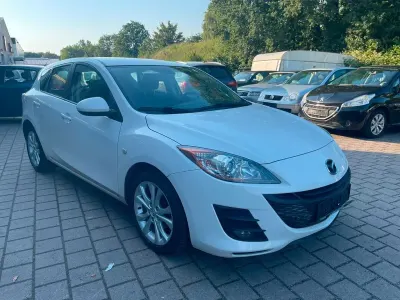 Gebraucht Mazda 3 High 105 PS (77 kW) 2009 Weiß Limousine