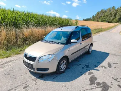 Gebraucht Skoda Roomster Plus Edition 86 PS (63 kW) 2009 Beige Van / Kleinbus